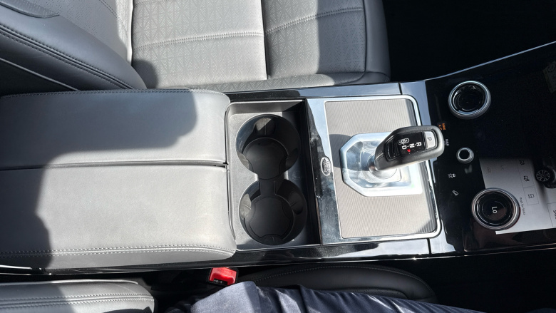 Land Rover Range Rover Evoque 1.5 P300e R-Dynamic HSE 5dr Auto Hatchback